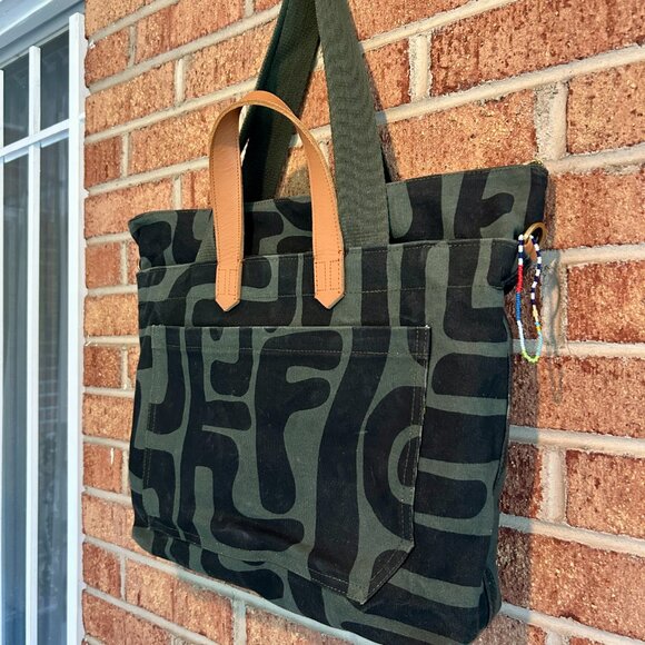 NWT Ubuntu Life  Commuter Tote Bag Safari Kuba Print - Picture 11 of 16